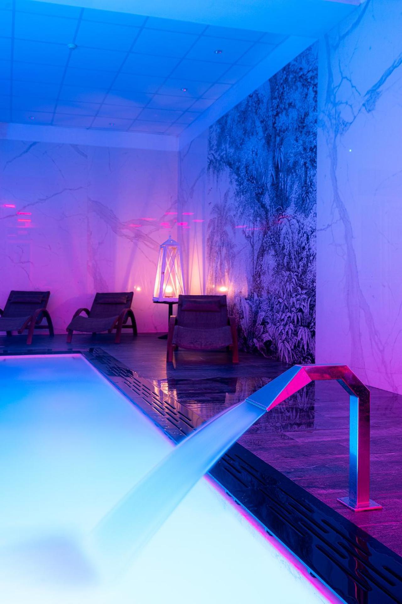 Hotel Formula Int. & Puravita Spa Розолина Экстерьер фото