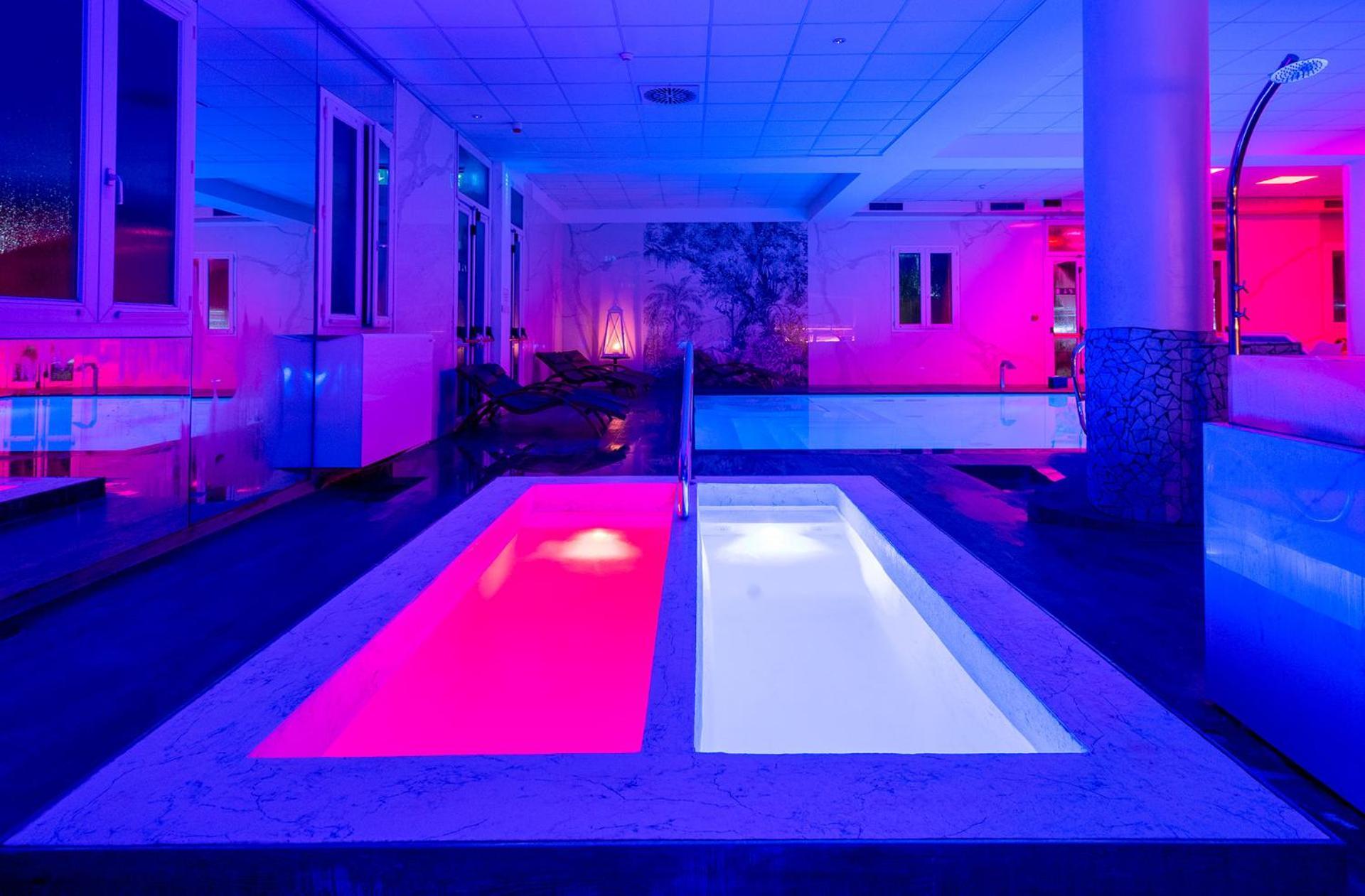 Hotel Formula Int. & Puravita Spa Розолина Экстерьер фото