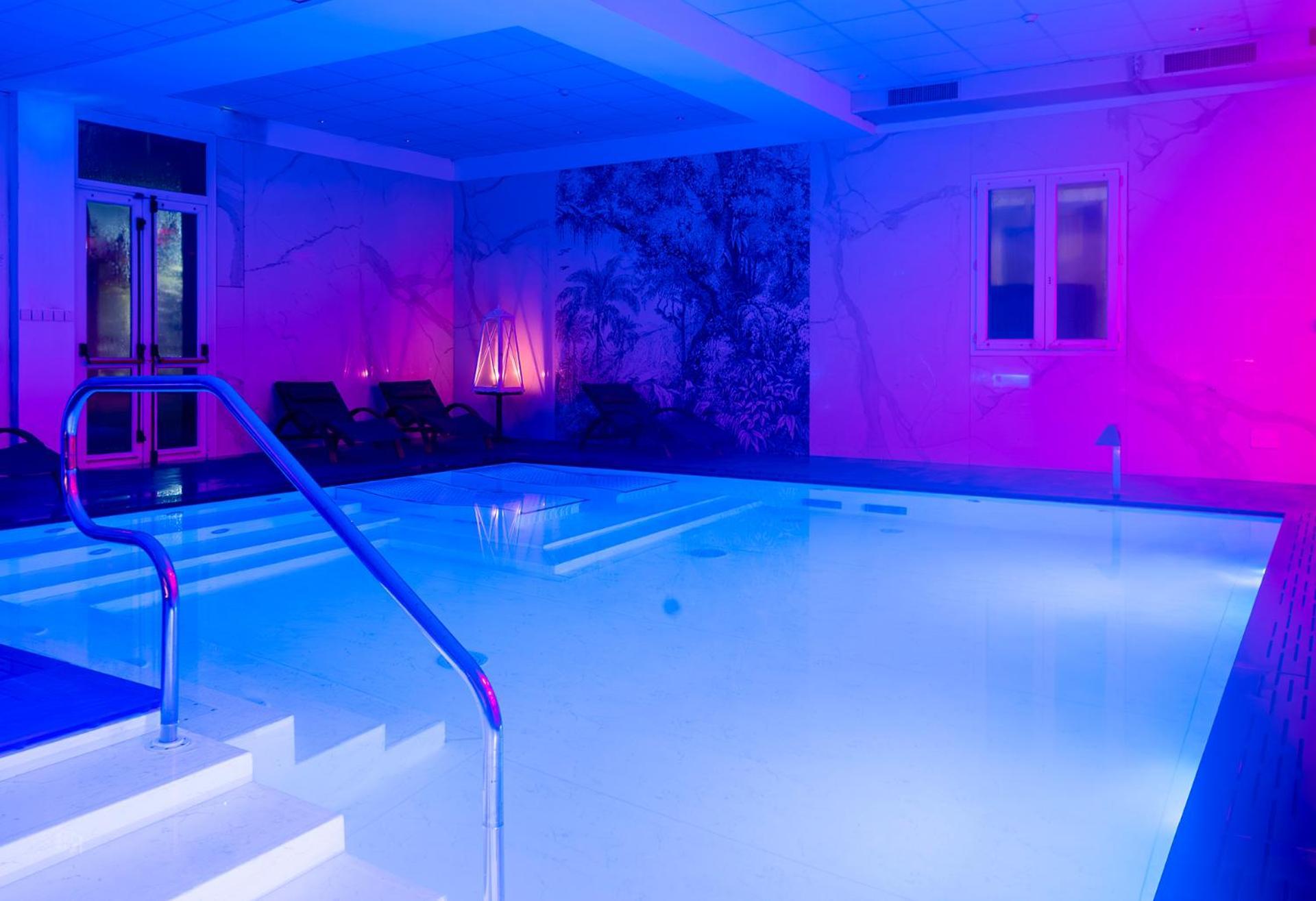 Hotel Formula Int. & Puravita Spa Розолина Экстерьер фото