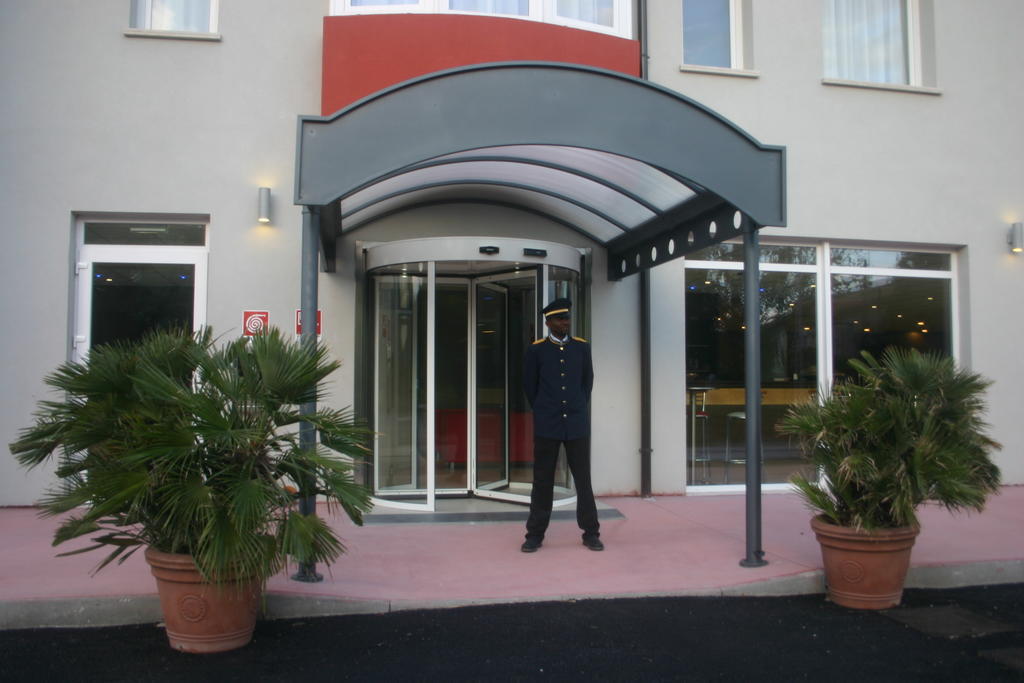 Hotel Formula Int. & Puravita Spa Розолина Экстерьер фото